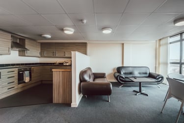 Premium En Suite at Lomax Halls, 17 Hill Street, Stoke, ST41NL - Image 3